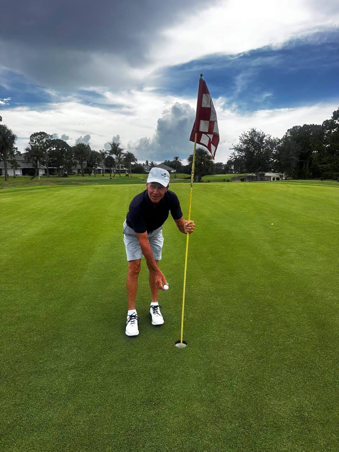 Kim Dewitt gets hole-in-one on Heron 4